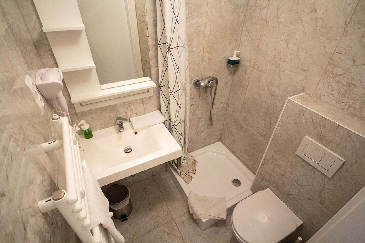 Betariel'com Hauptbahnhof Apartament *